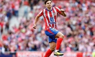 0比4惨败！西甲劲旅马竞被大巴黎打成筛子，阿尔瓦雷斯碌碌无为