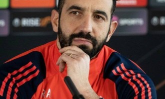 6000万！曼联修改报价逼近对方要价，姆贝莫将完成“转会梦想”